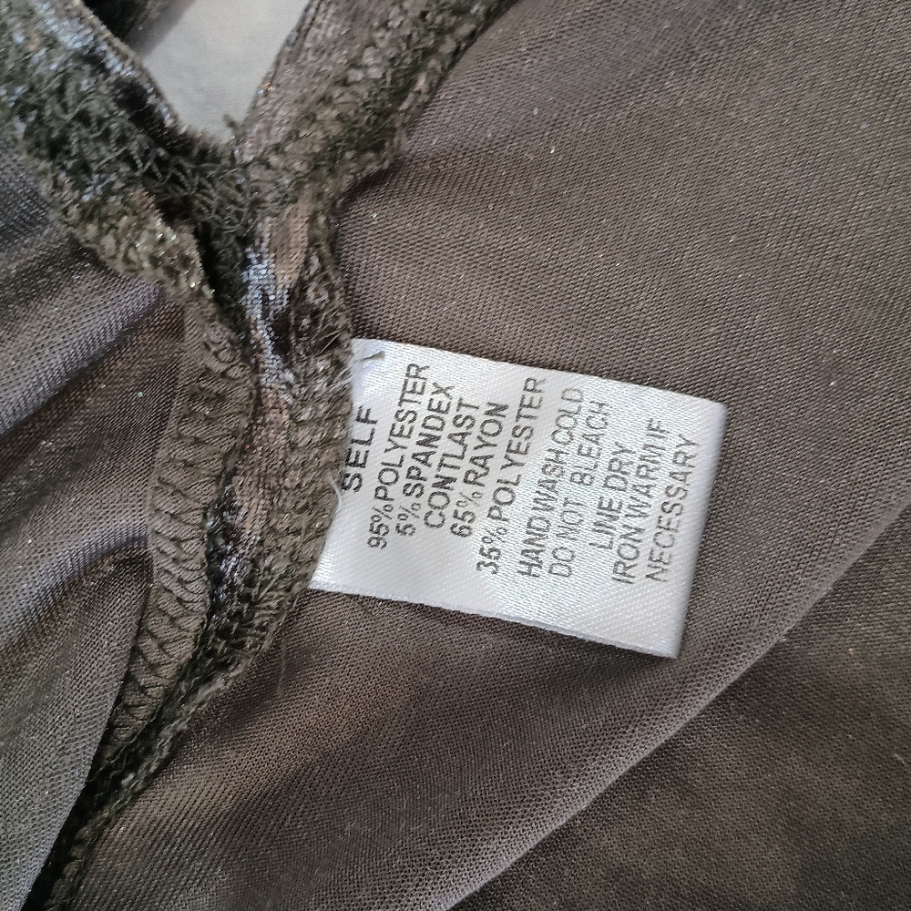 Artistic Works By Lu Velvet Relaxed Top - Picture 7 of 8